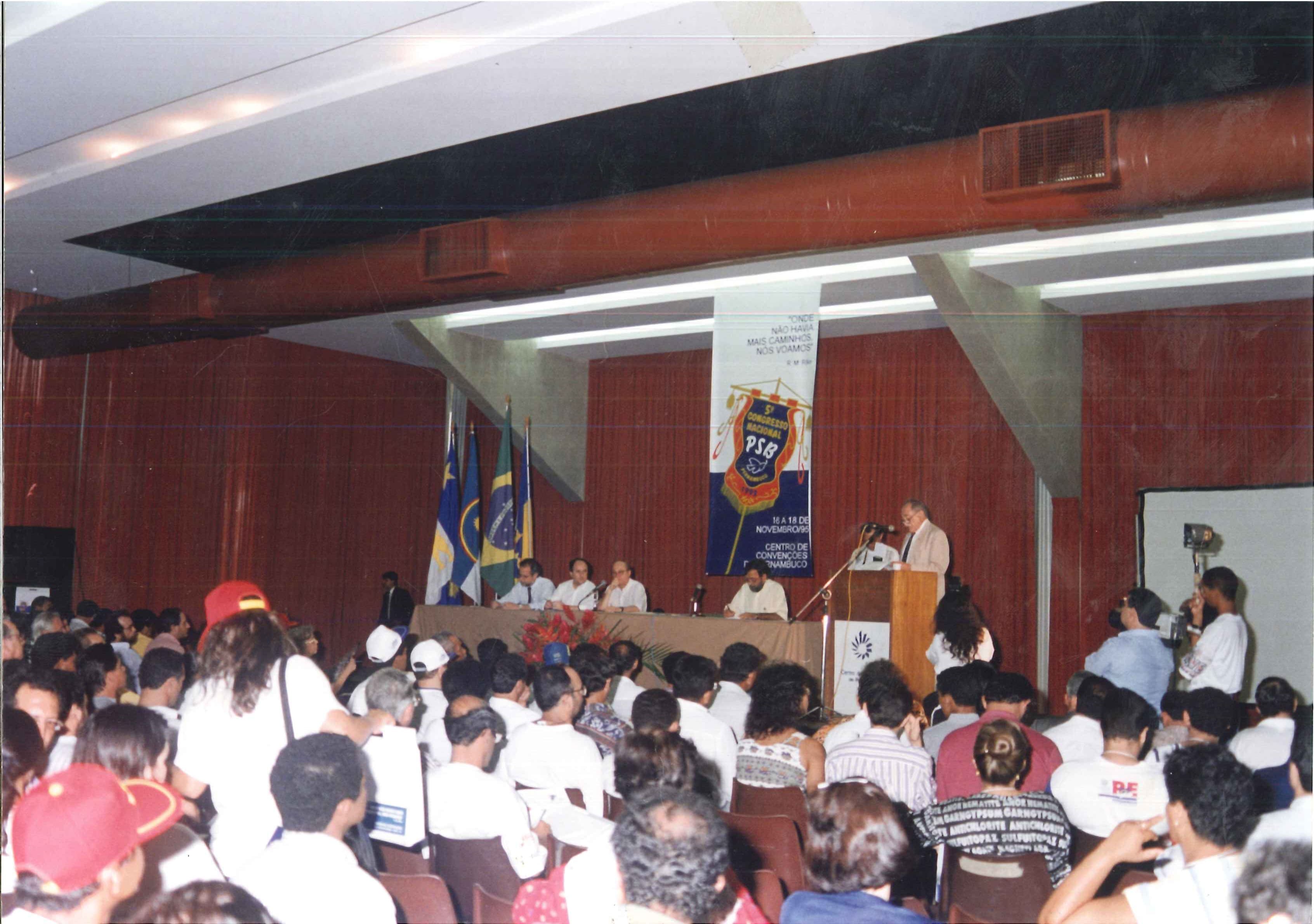Pronunciamento inaugural de Miguel Arraes no V Congresso Nacional do PSB