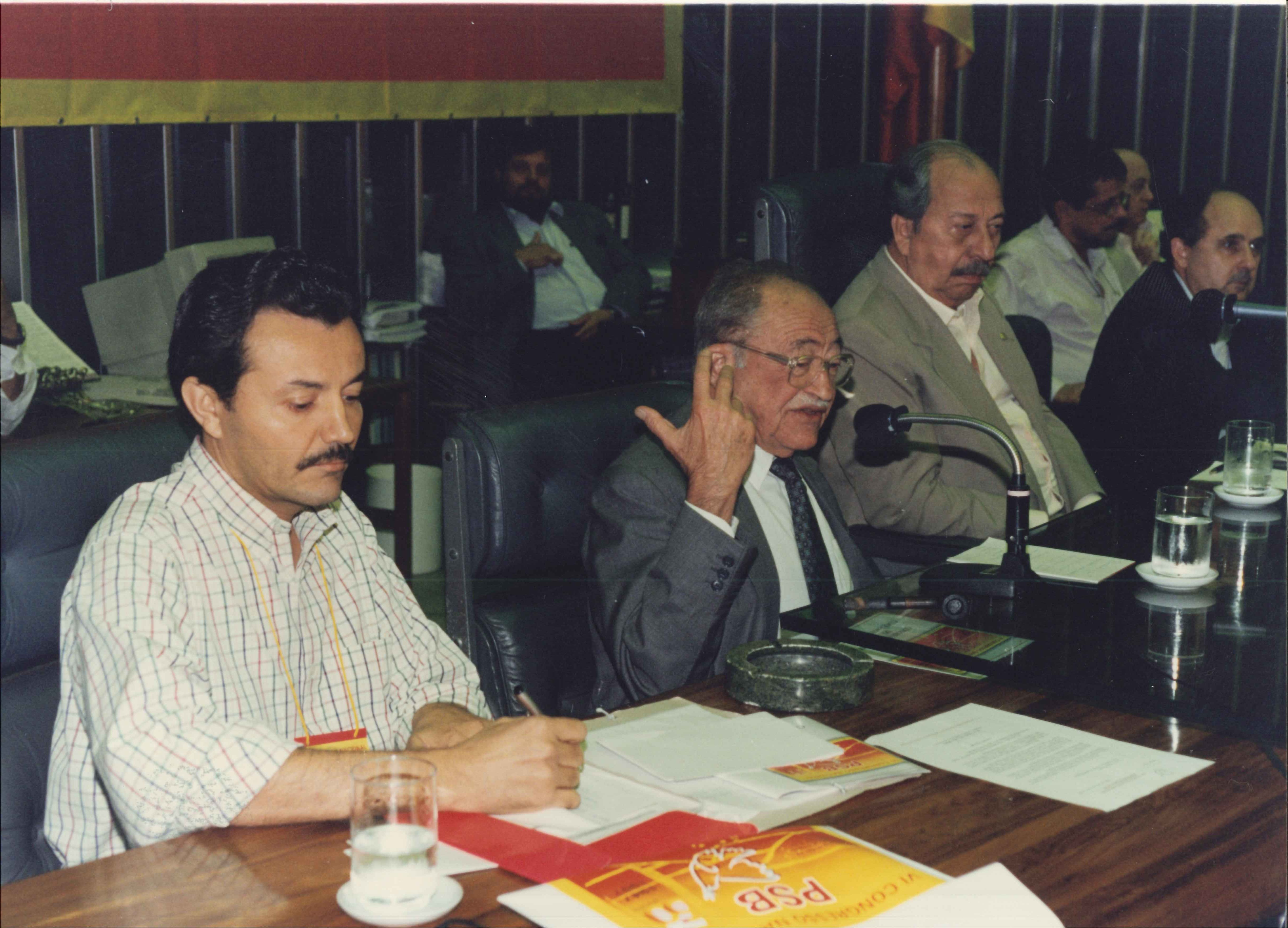 VI Congresso Nacional do PSB - Mesa que coordenou os trabalhos do debate sobre Os Defasios da Esquerda Rumo ao Terceiro Milênio